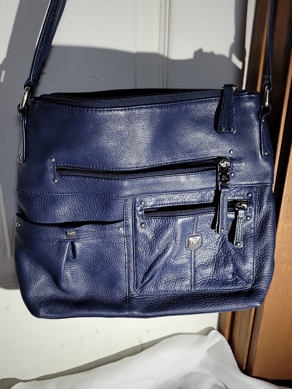 Stone Mountain Blue Pebbled Leather Shoulder Bag Mint Condition